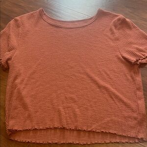American Eagle Outfitters Rust colored Ribbed shirt with lettuce edge